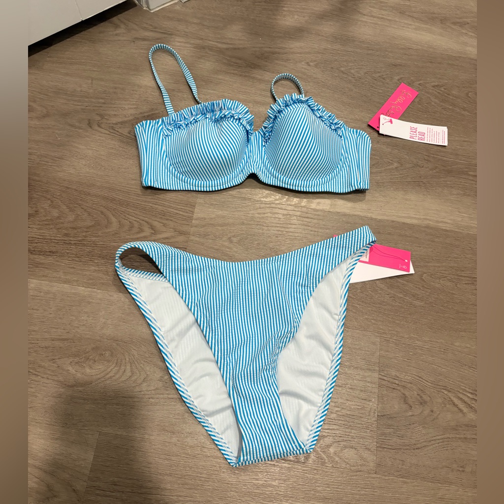 Nwt Lilly Pulitzer Bikini Leven Ruffle Bikini Blue Seersucker Beach Pool